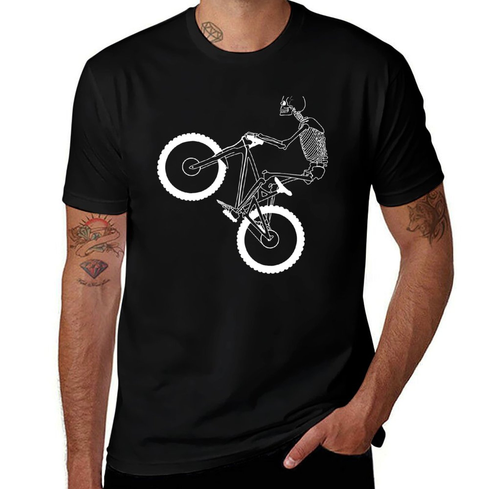 T-shirt con stampa scheletro d - Mountain Biking Holidays recensione e prezzo